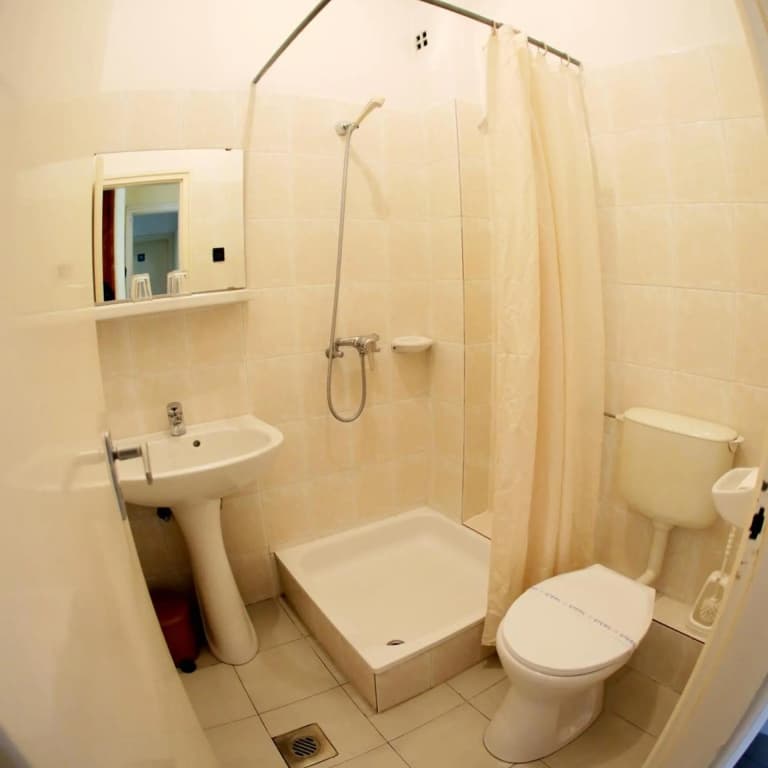 Hotel Bara Budapest - photo 24