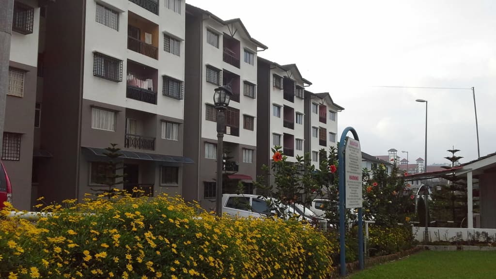 KPW at Royal Lily Apartment - photo 2