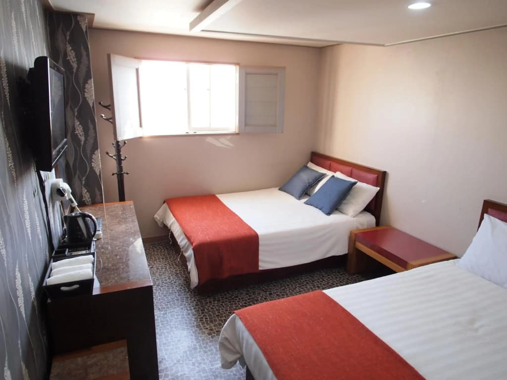 Hostel J Stay - photo 2