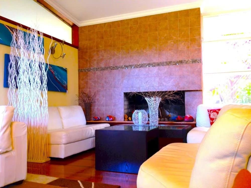 Castlepeak HomeStyle Accommodation - photo 3