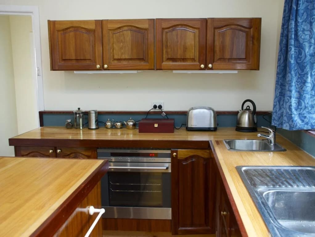 Devon Guest House - photo 12
