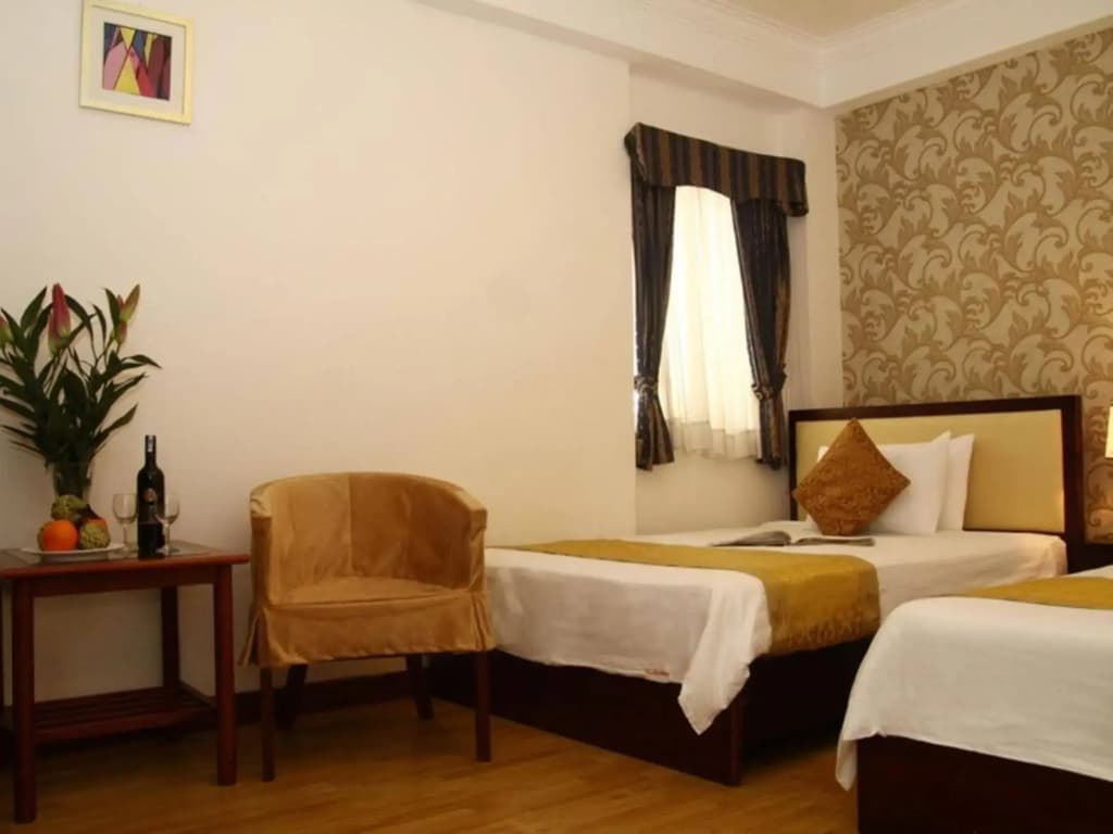 M&M Hotel - photo 7