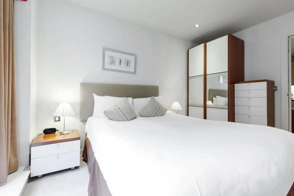 Princes Square Apartments - photo 6