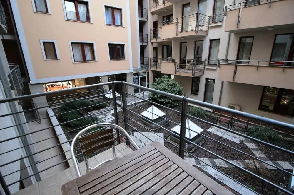 Broadway Apartments - photo 12