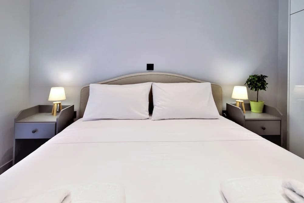 Unique Lodging - photo 4