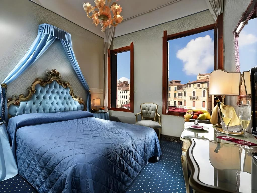 Hotel Rialto - photo 26