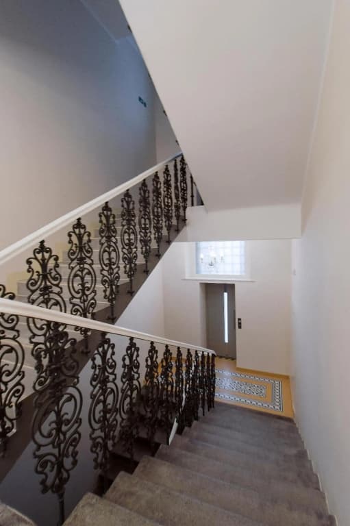 Modern apartment Spanelska - photo 12