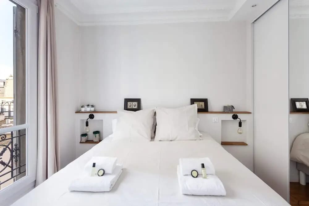 Montmartre - Cozy Home for 2 Guests - photo 3