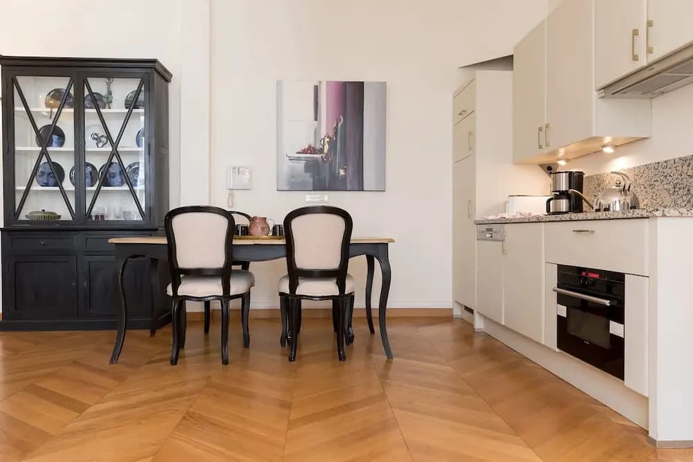 Monceau Chic I Charming 1 Bed Apt in the 8th - photo 14