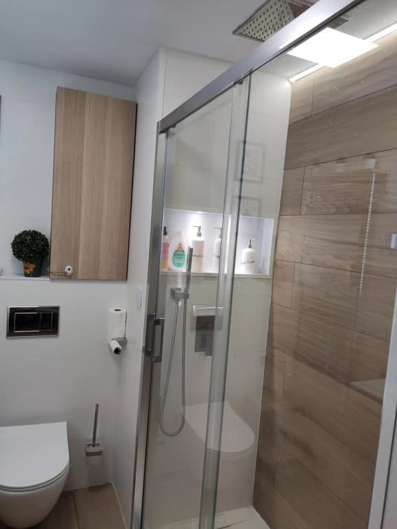 CAJA MAGICA Privada baño compartido - photo 8