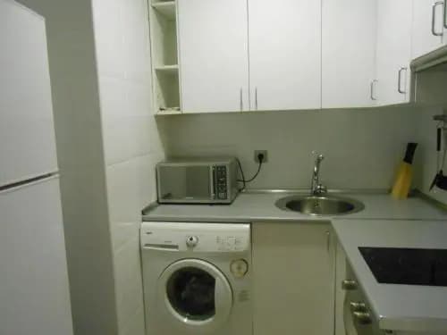 Madrid Studio Apartments - photo 14