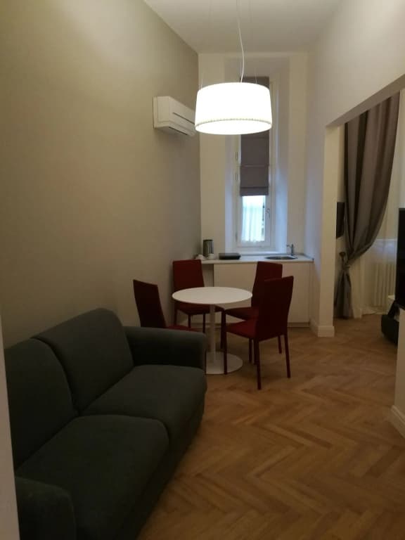 Daphne Guest Hause - photo 2