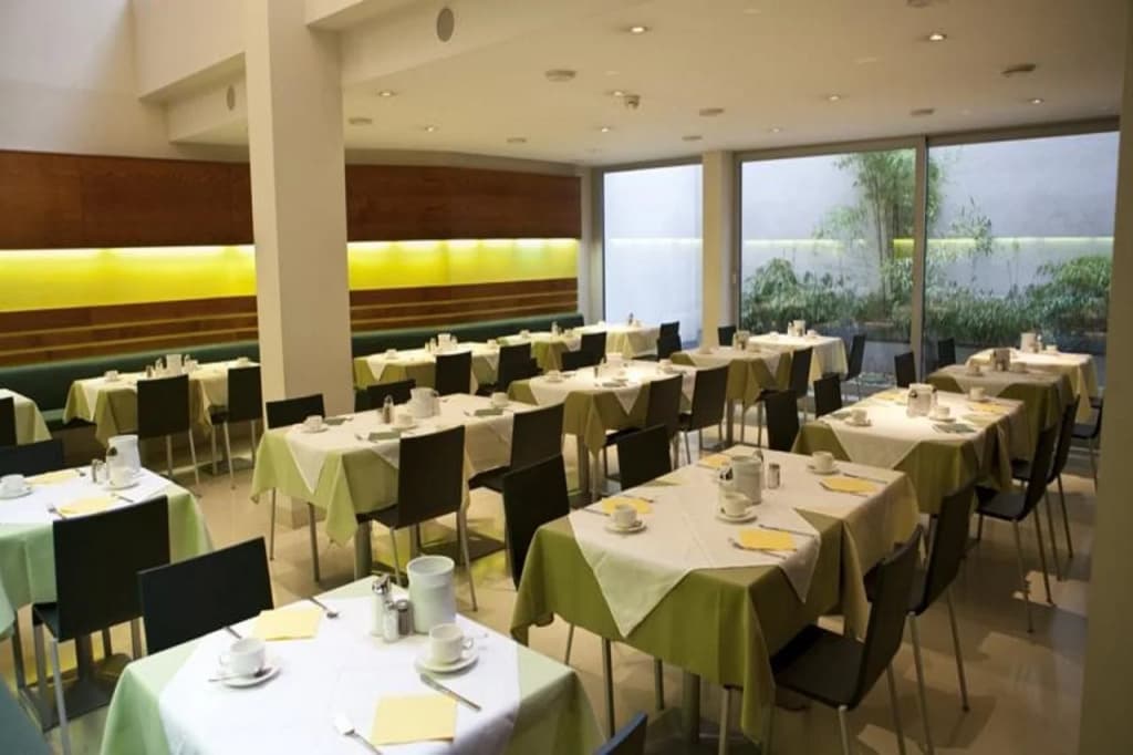 Hotel Caroline - photo 21