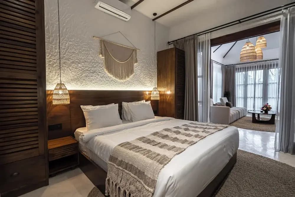 Moonlight EVDEkimi - Stylish 2BR escape with Tropical garden and Pool - photo 2
