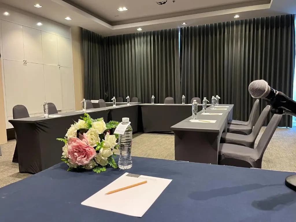 Arize Hotel Sukhumvit - photo 22