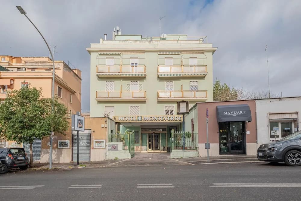 Hotel Monte Verde - photo 1