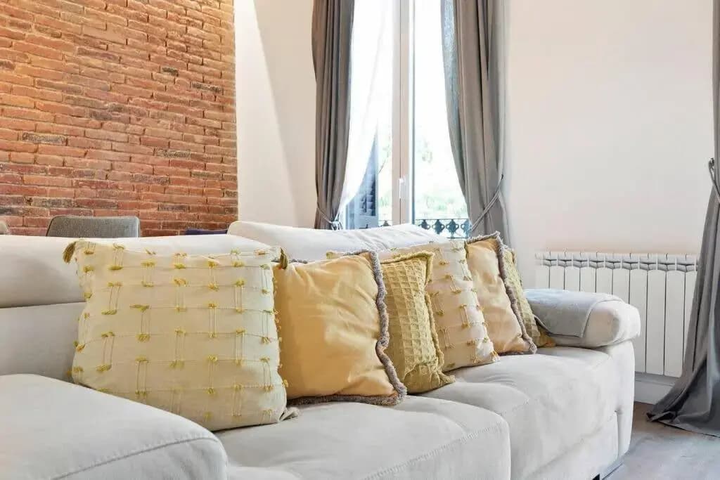 Arc de Triomf Luxury Modern 2-Bedroom 2-Bathroom - photo 4