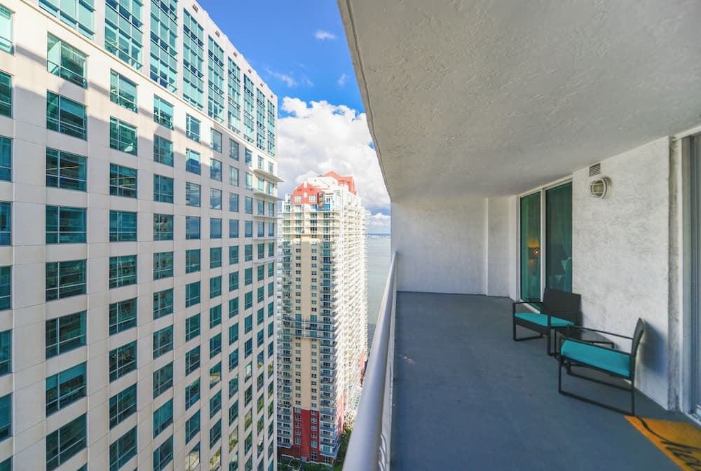 Brickell Bay 3318 - photo 14
