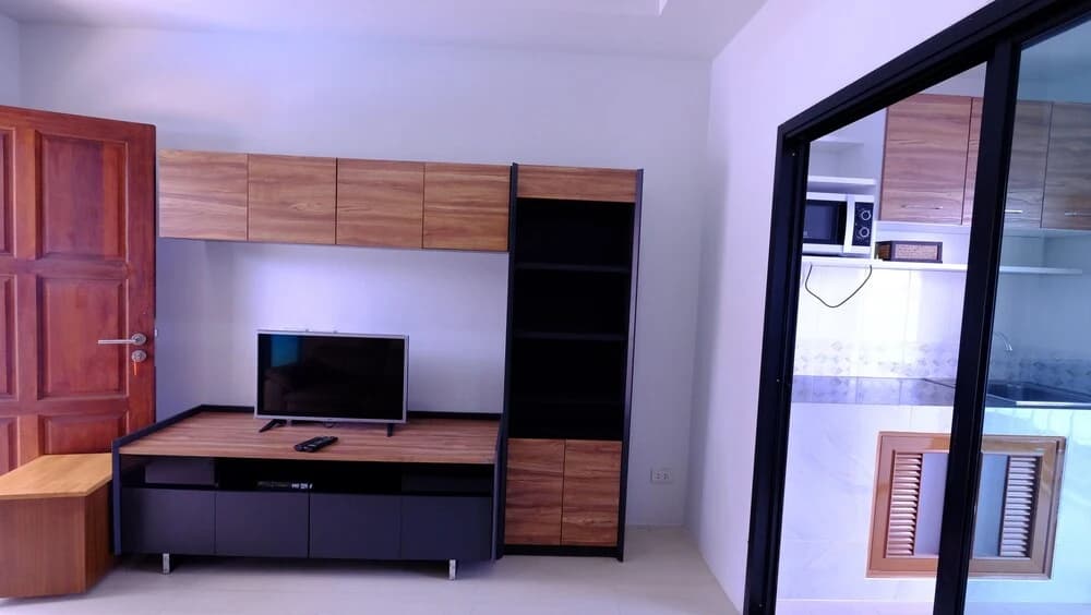 Amonrat Apartment - photo 2