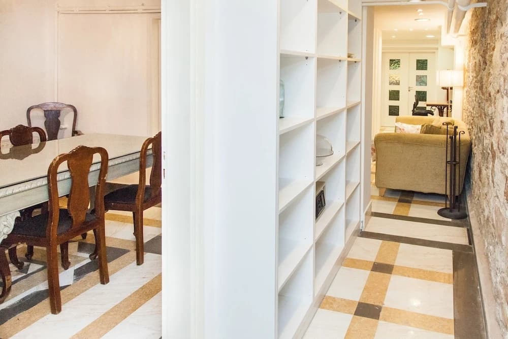 Chic Charming Central Athens Apt. - photo 11