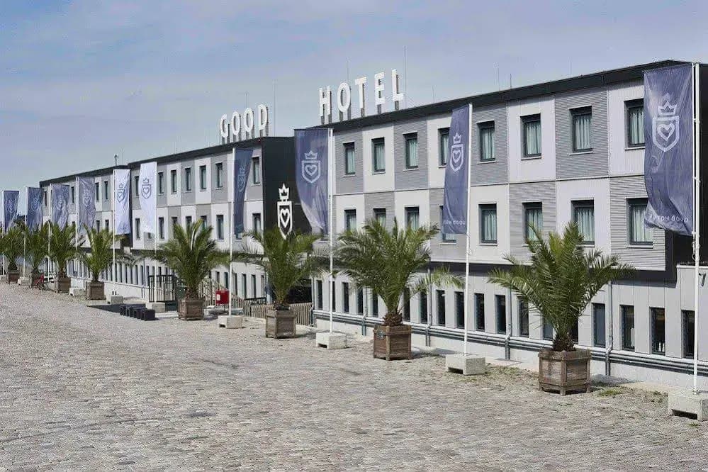 The Good Hotel Amsterdam - photo 1