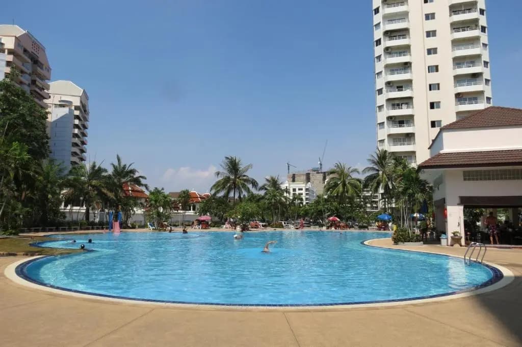 View Talay 1B Apartments - photo 5