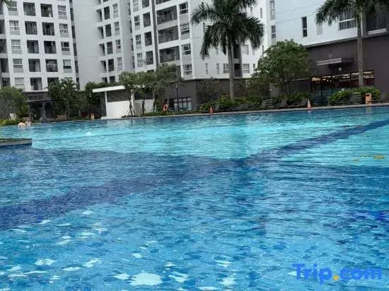 Lang Retreat Apartment - Resort Pool & Elite Gym - photo 9