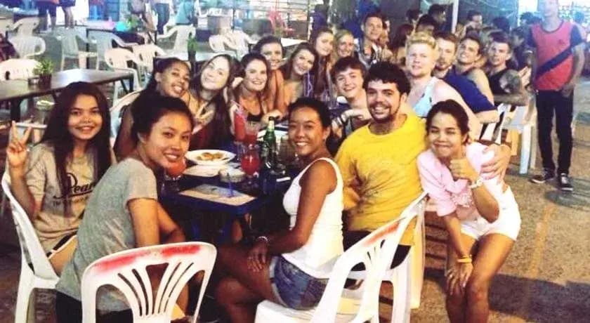 Backpacker Social Experience - photo 30