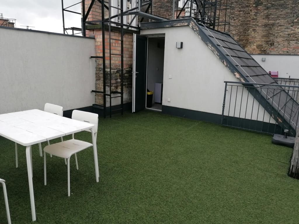 Rooftop Suites Budapest - photo 17
