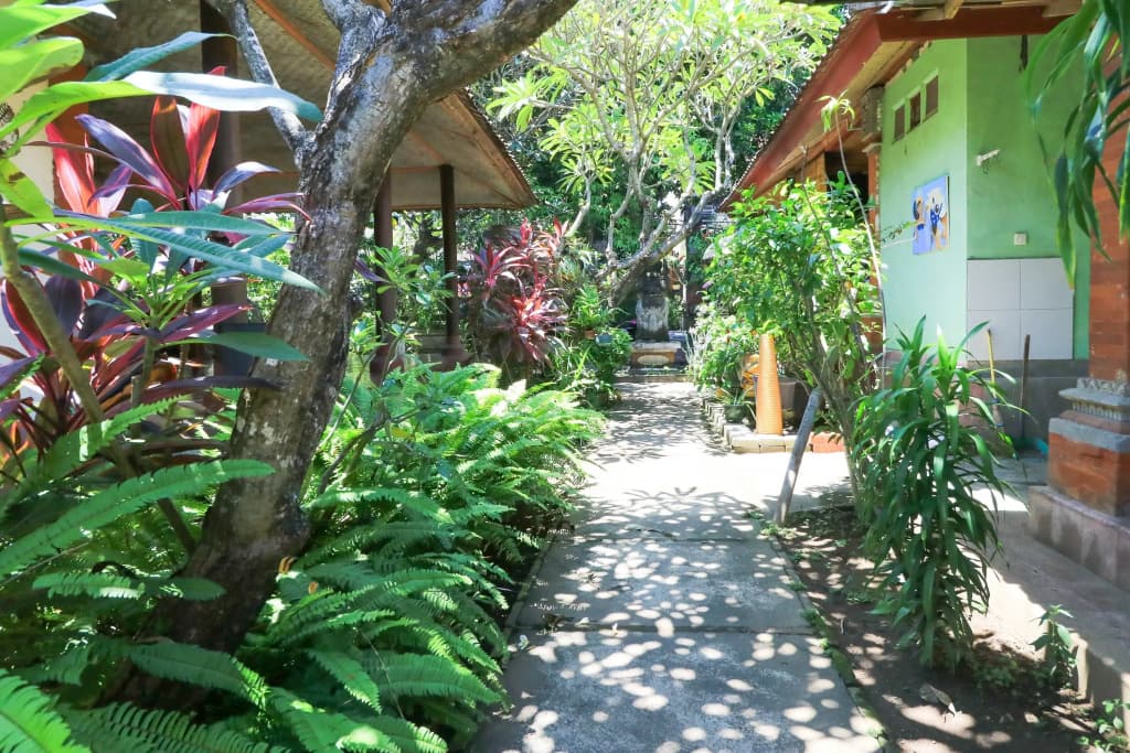 Mertha Jati Hotel & Bungalow - photo 13