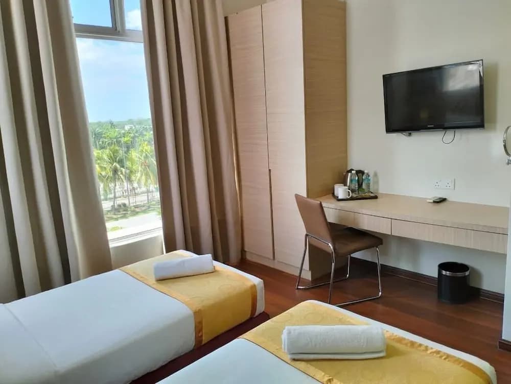 Sunflower World Hotel - photo 3