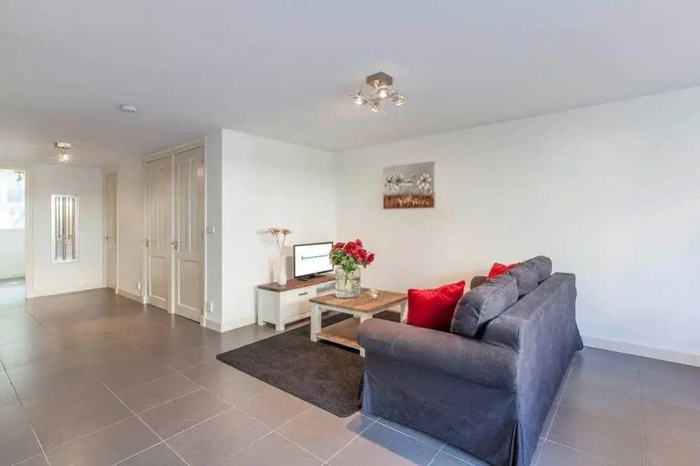 Tulip Apartment A - photo 12