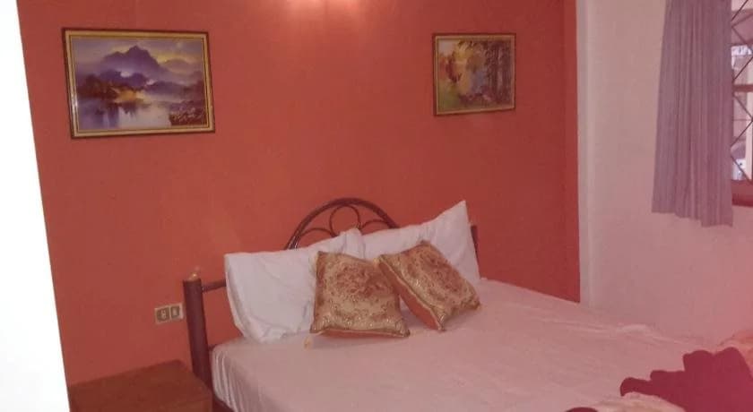 Cheap Rooms Guesthouse - photo 4