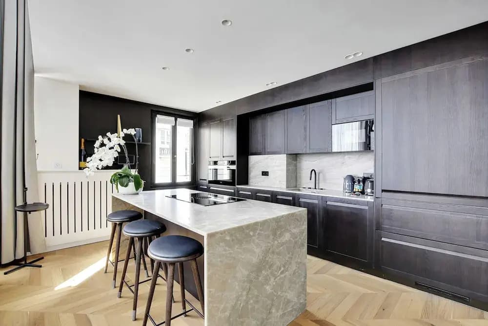 Exceptional apt With A/C - 2bd/4p - Parc Monceau - photo 18