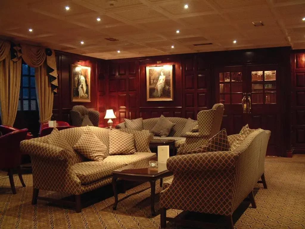 The Barn Hotel - photo 1