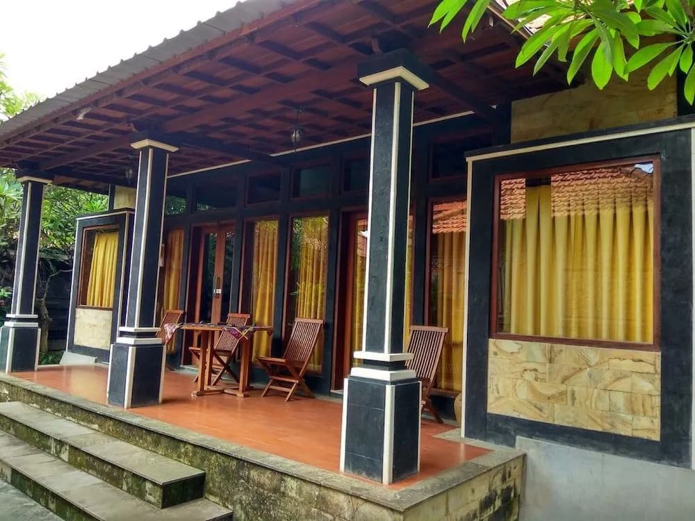 D'Kubu Legian Villa & Guest House - photo 17