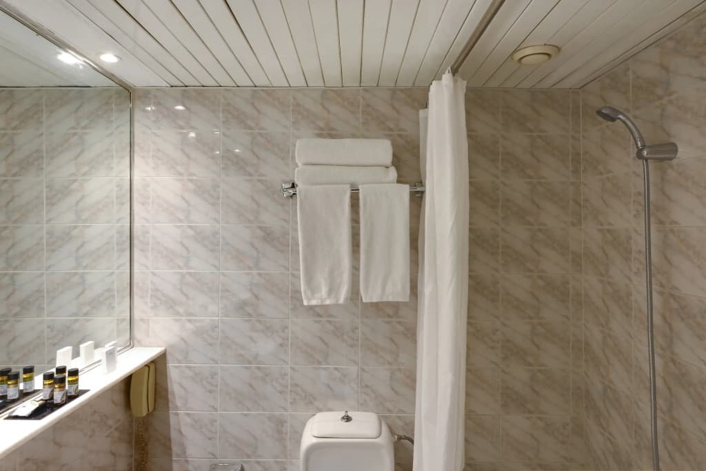 Titania Hotel - photo 20