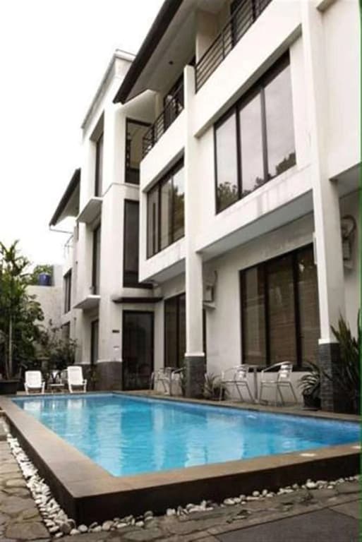 Arimbi Pejaten Suites - photo 13