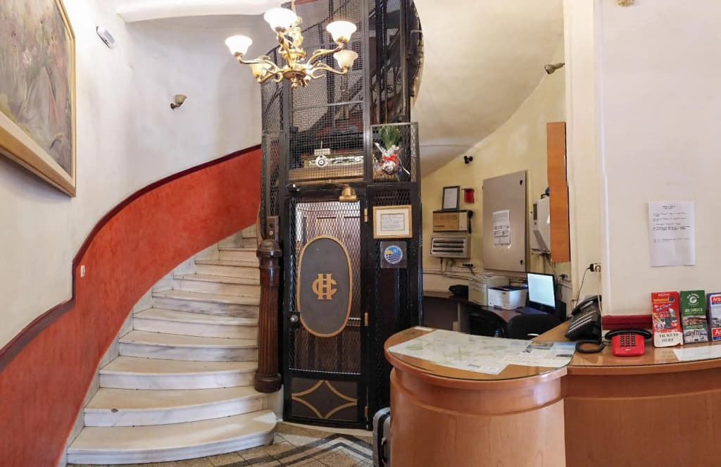 Cecil Hotel - photo 2