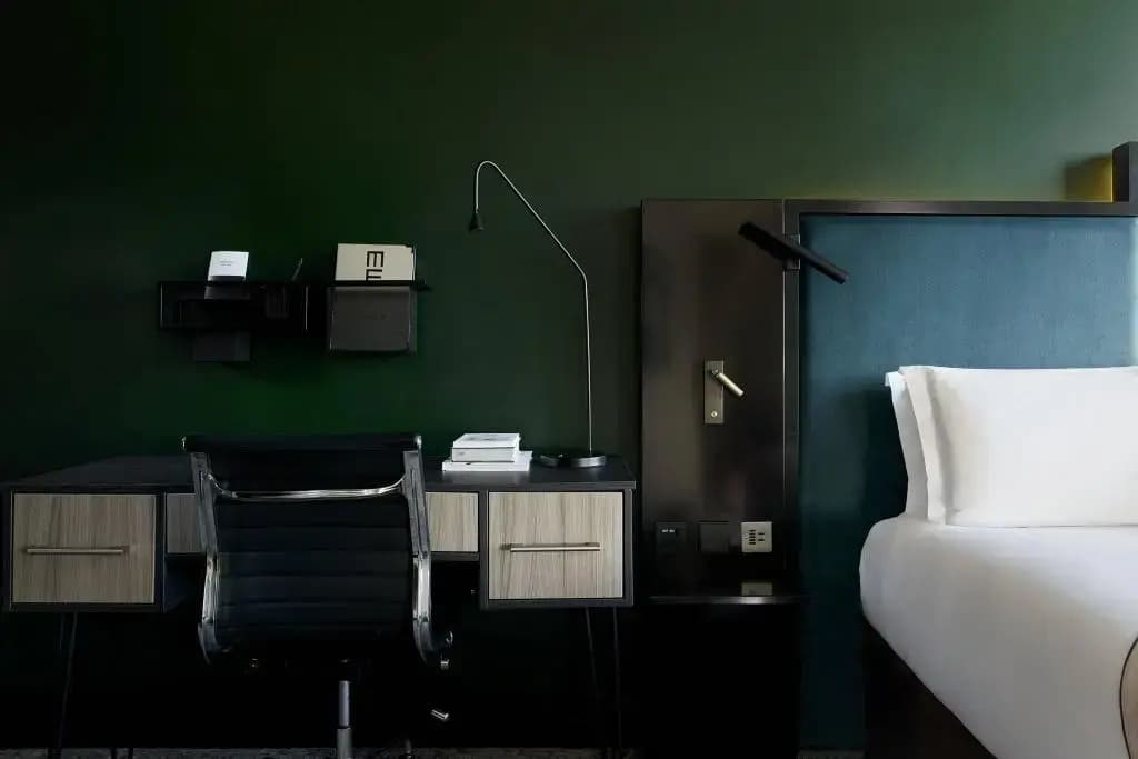 Montcalm East, Autograph Collection - photo 50