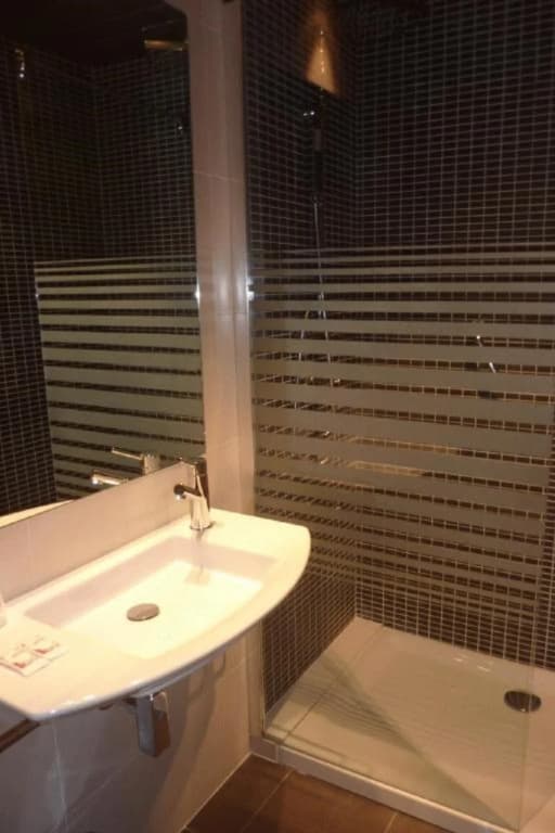 Hotel Barcelona House - photo 16