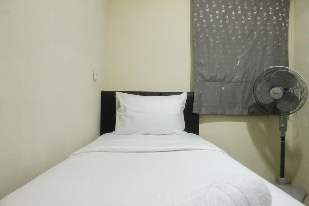 Simply Minimalist 2BR Apartment at Green Palace Kalibata - photo 2