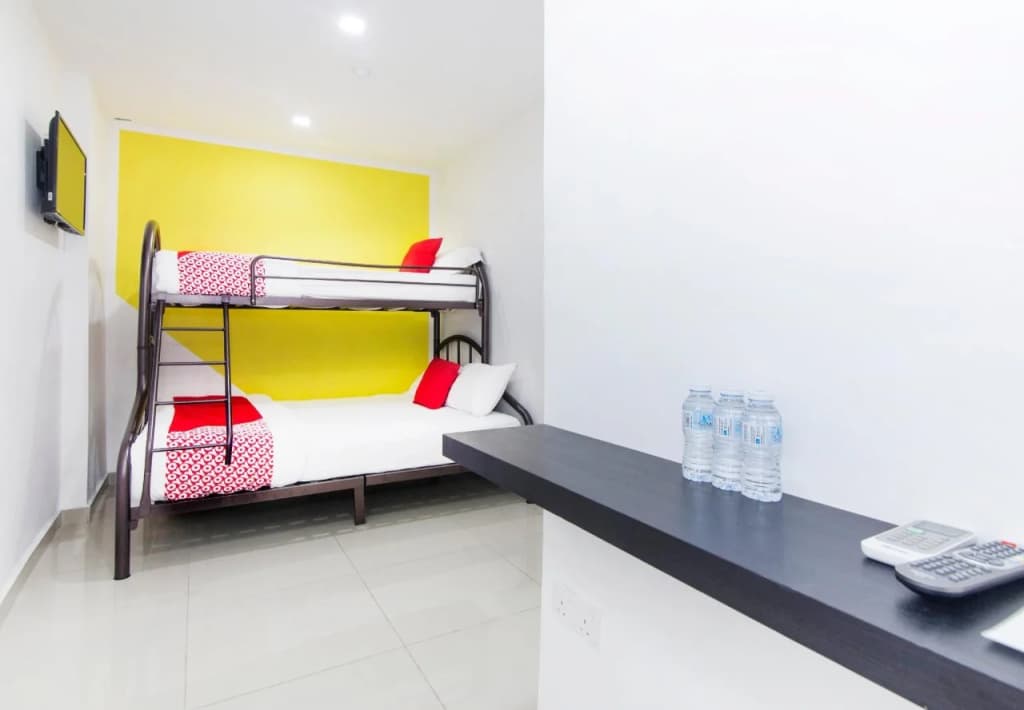 OYO 330 Cchinee Hotel - photo 1