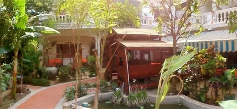 Angkor Sweet Home - photo 13