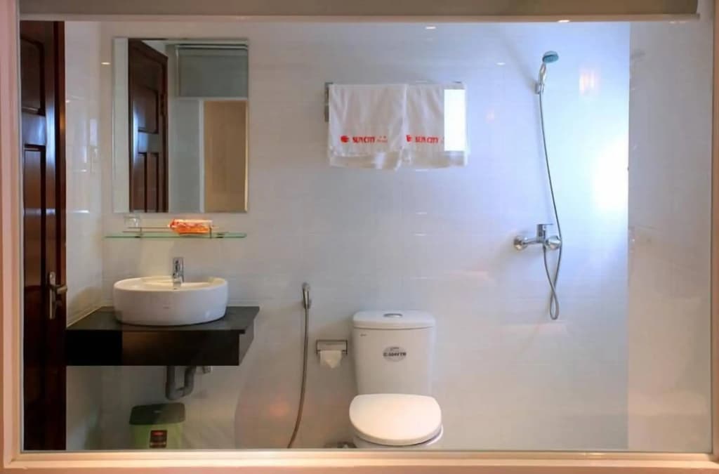 Sun City Hotel - photo 9
