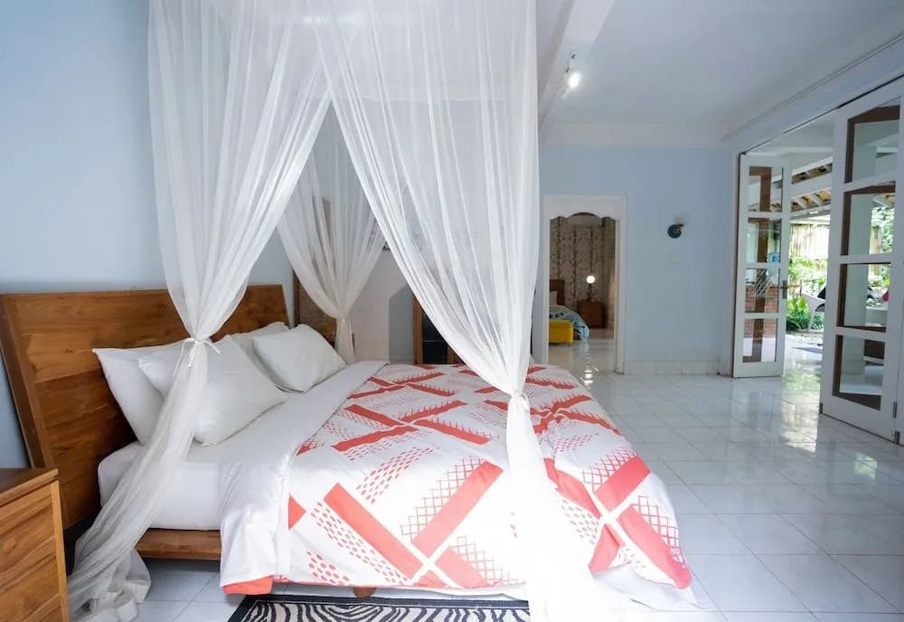 Sayan Ridge Villa - photo 2
