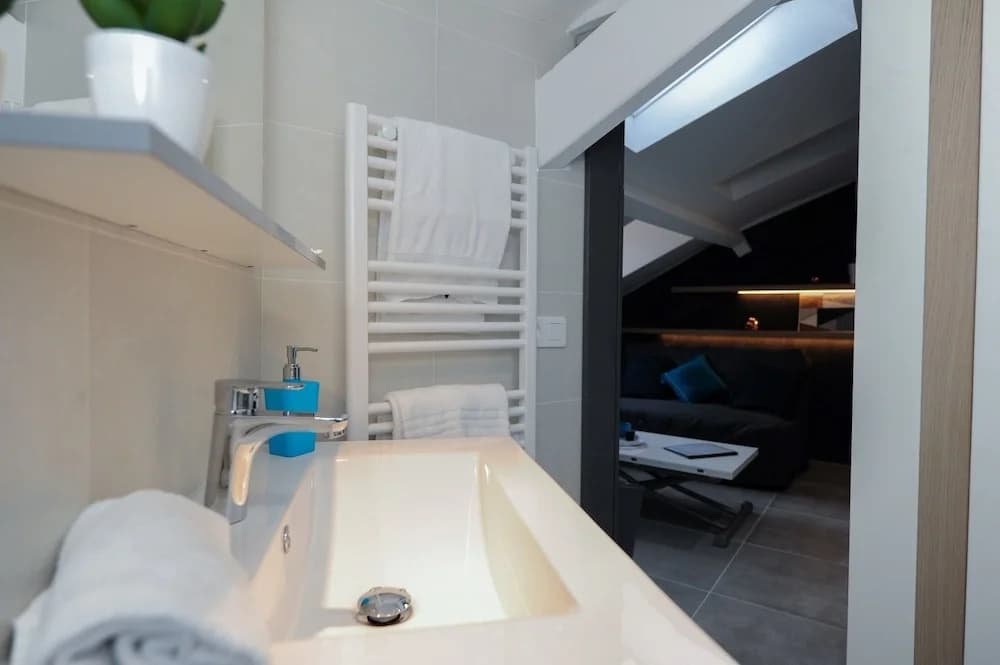 Studio Paradise Five Stars Holiday House - photo 25