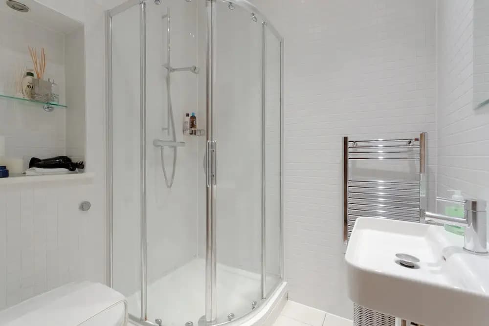 1 Bedroom Apartment Near London Bridge - photo 6