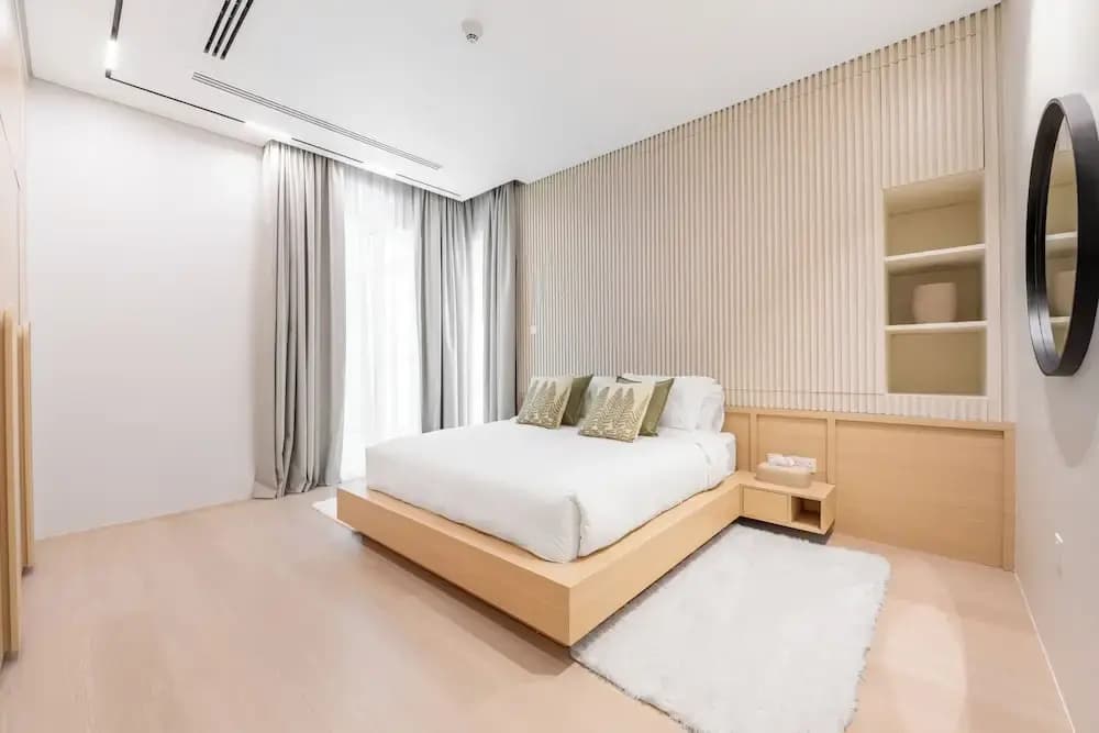 Upgraded 1BR in Marina - Calming Views - photo 1