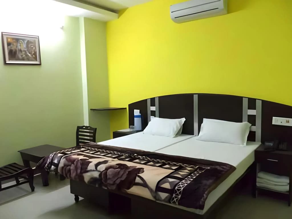 Hotel Surya Plaza - photo 5